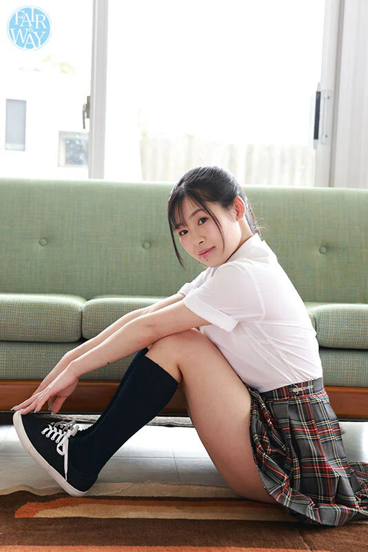 [FWAY-029] Unbalanced Golden Ratio Toa Yuuki (DVD) - Image 8
